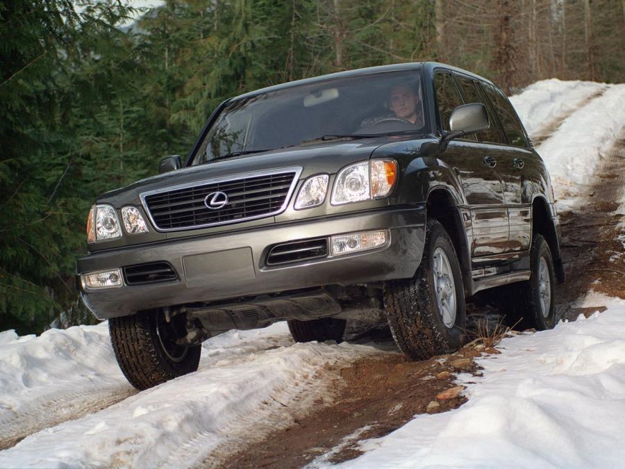  Lexus LX470 1998 года  (фото 15 из 44)